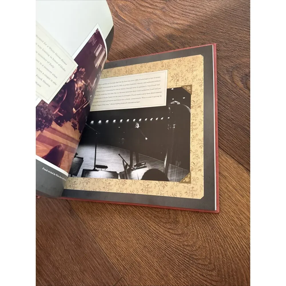 The Frank Sinatra Family Album Charles Pignone Deluxe Hardcover Little Brown HC⁠